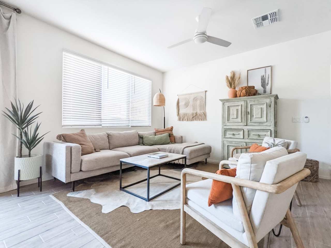 Gorgeous Fully Furnished - PRELEASE August 2026