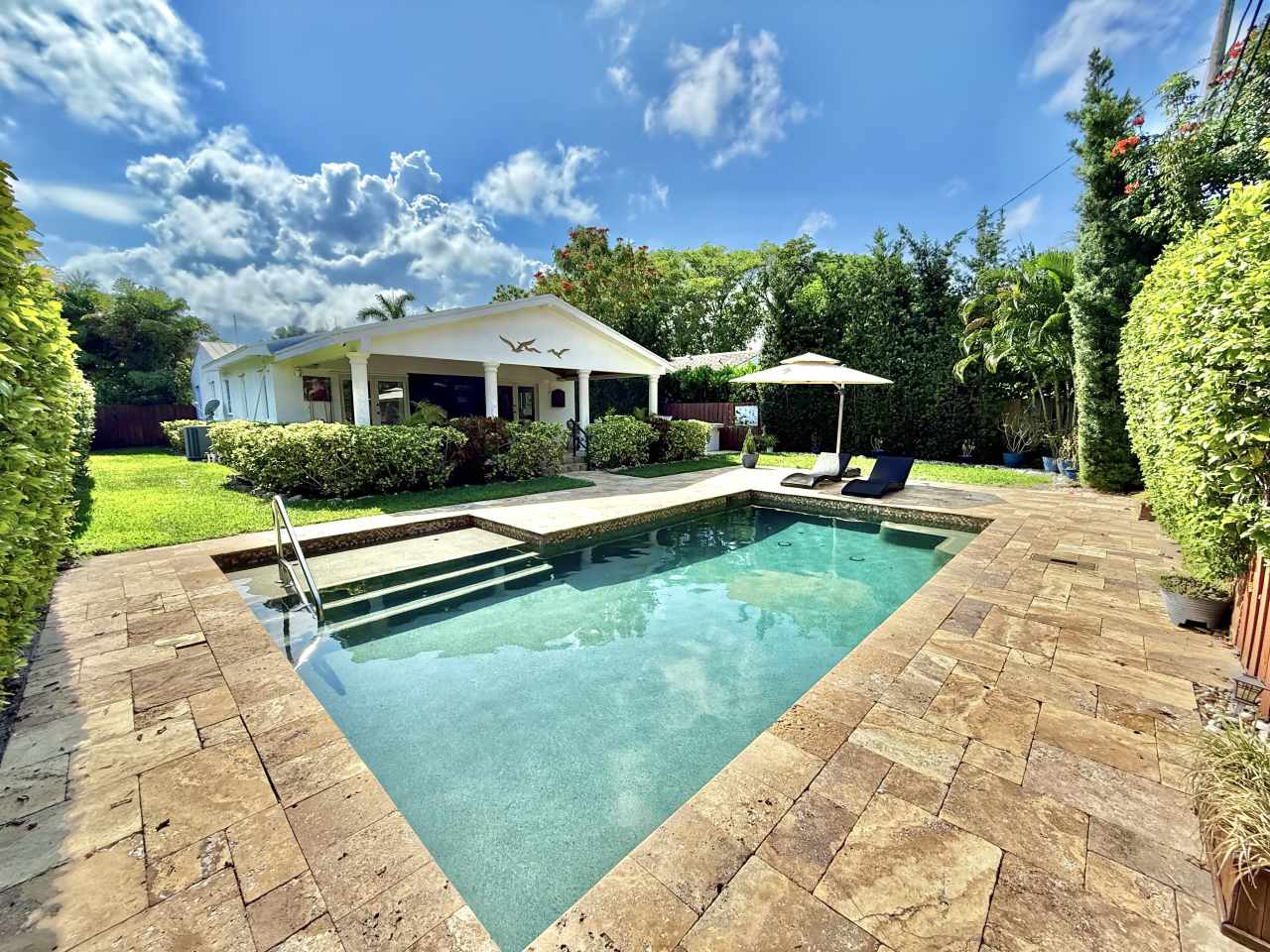 510 Northeast 8th Avenue