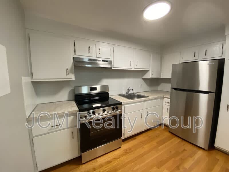 55 Elmwood Park, Quincy MA