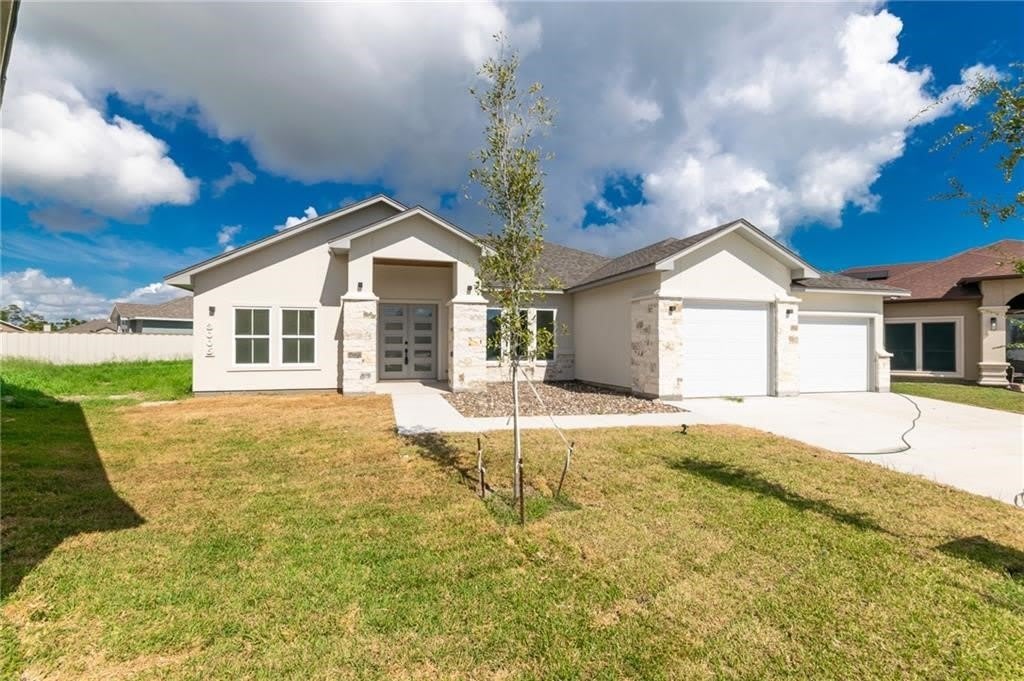 3005 Saint Eustatius Way