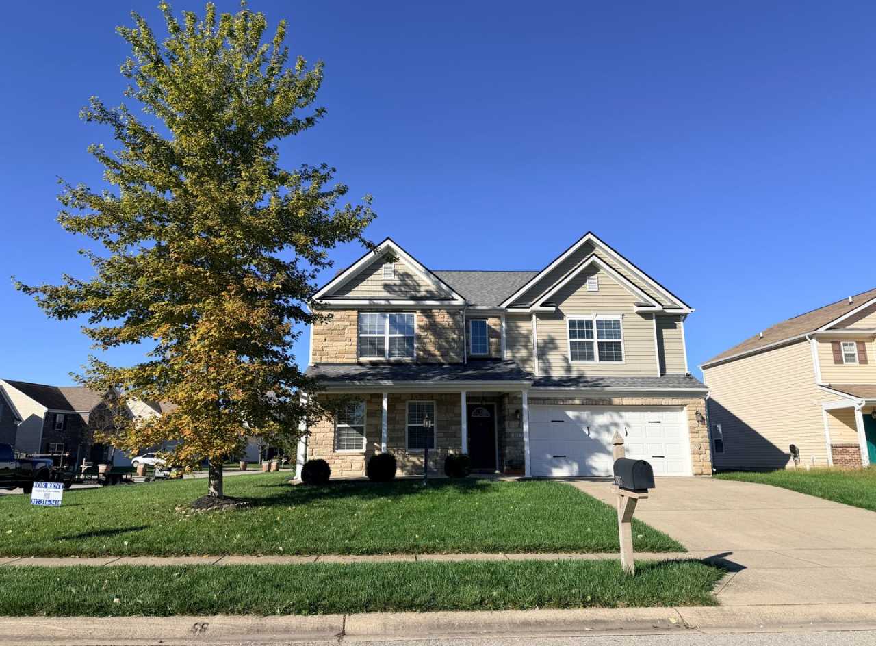 Move-in special for this 5 BR, 3 BA home located at 1883 Creekstone Dr., Columbus, IN