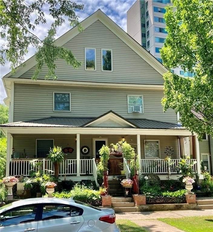 113 Comfort Street unit: 4