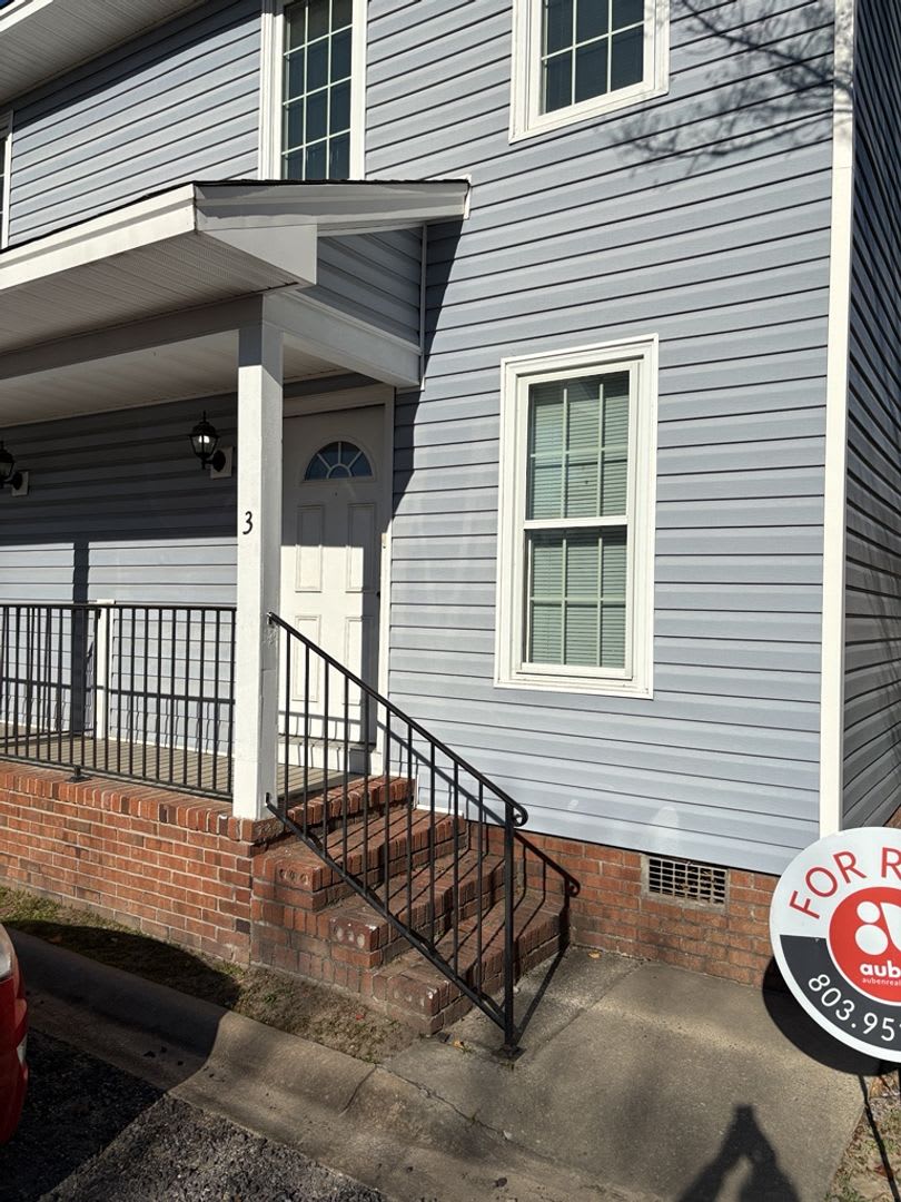 Beautiful Two-Story Home in Cayce