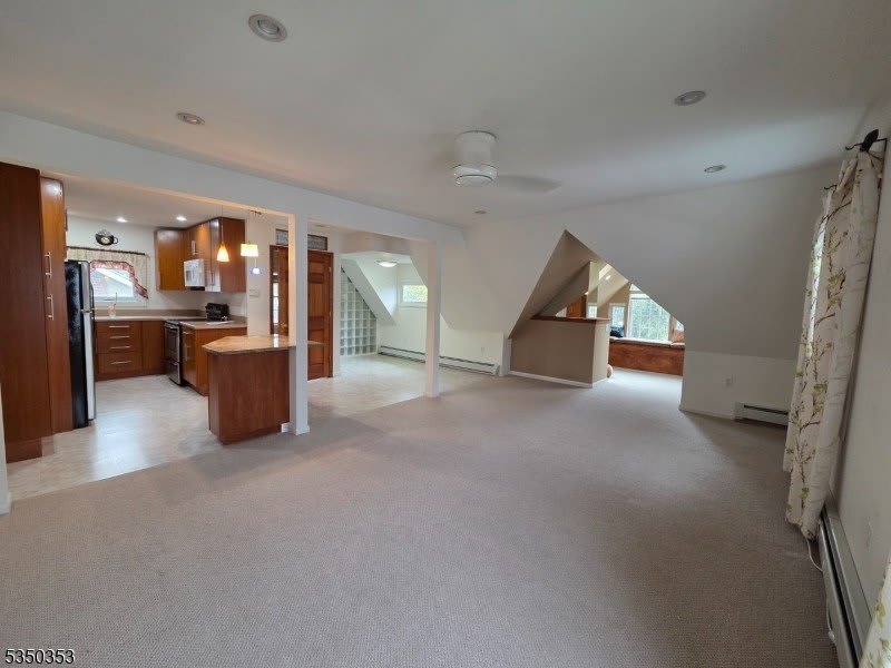 57 Ravine Ave
