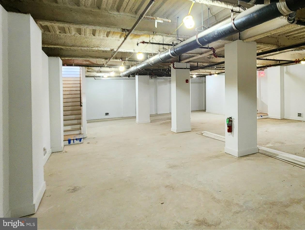 4408 LANCASTER Avenue unit: A