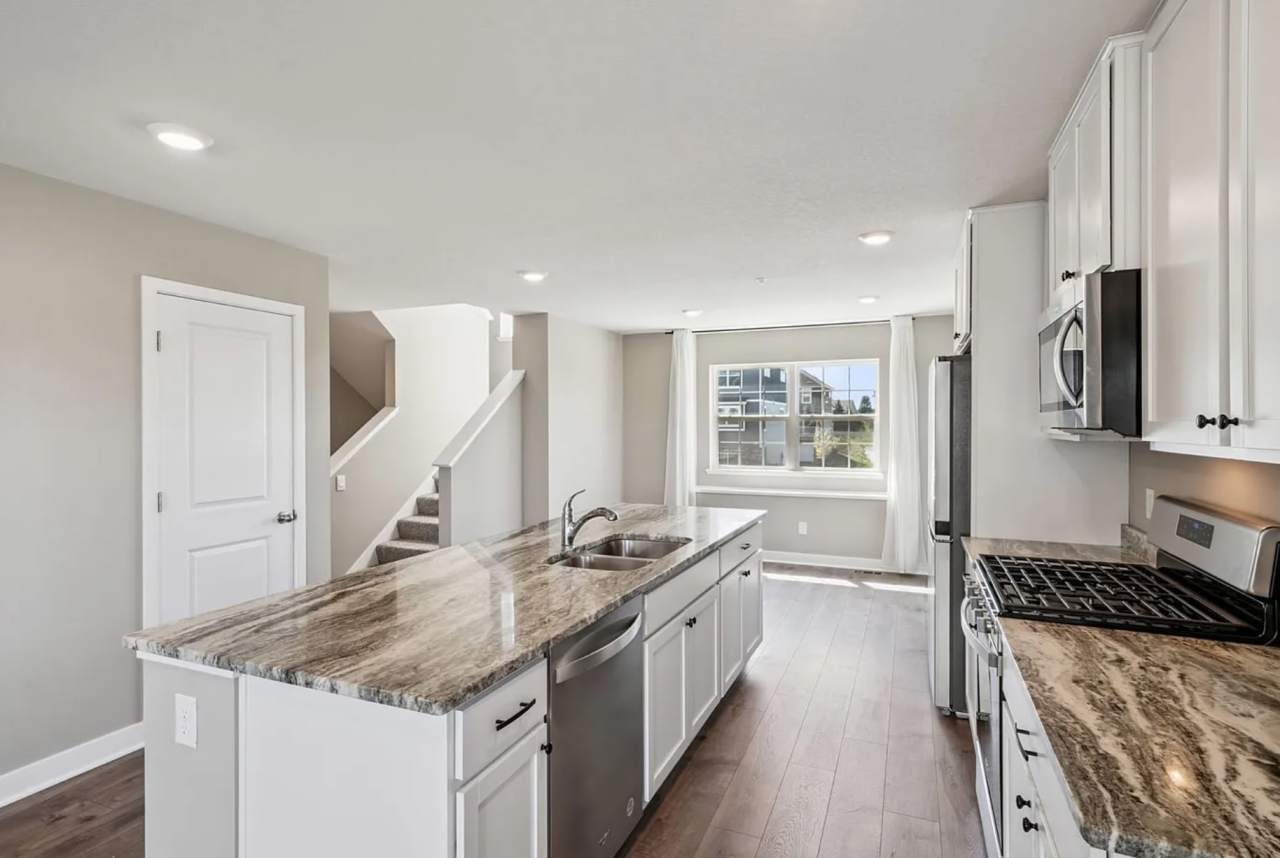 6636 Hinterland Trail South