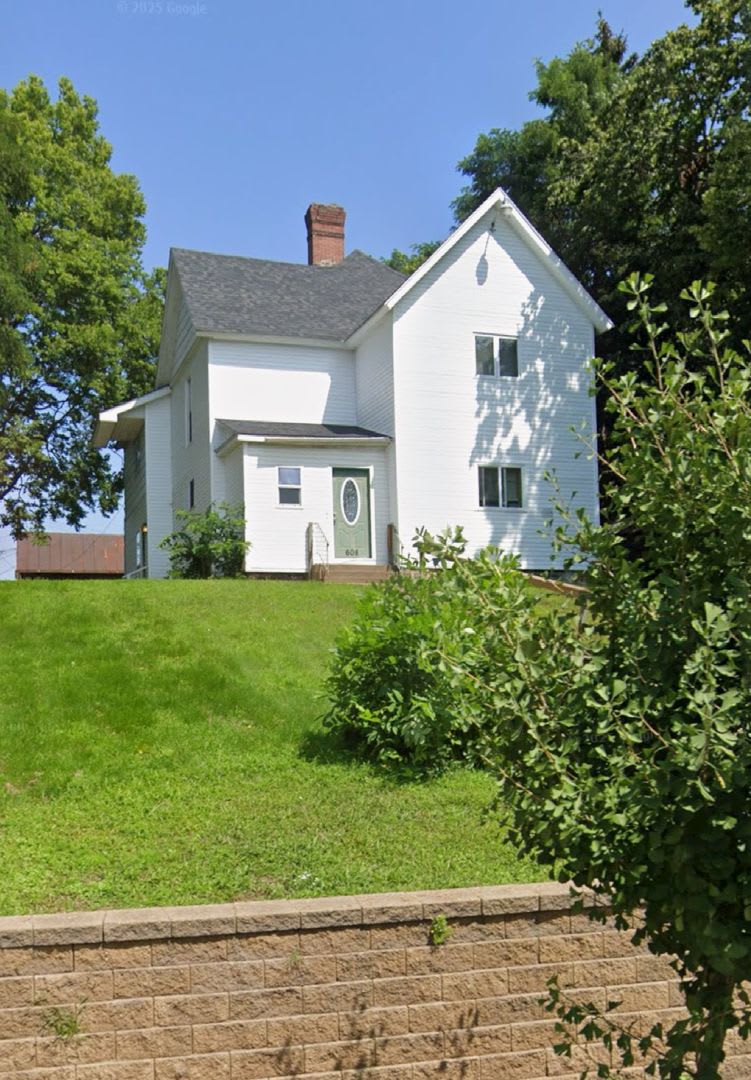 608 1/2 Galloway St.