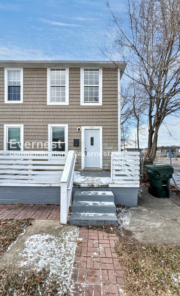 37 South Yale Avenue