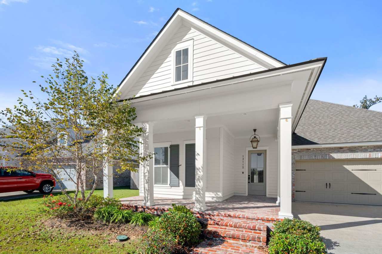 4 bedroom 3 full bath home, located in the Village at Magnolia Square in Central!