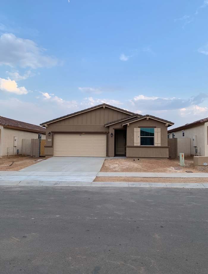 17751 West Daley Lane