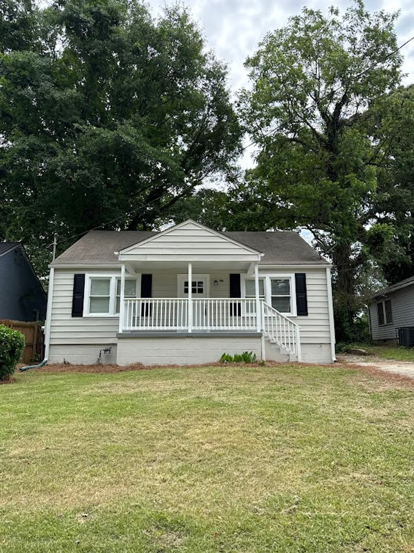 2 bed 2 bath in Atlanta!