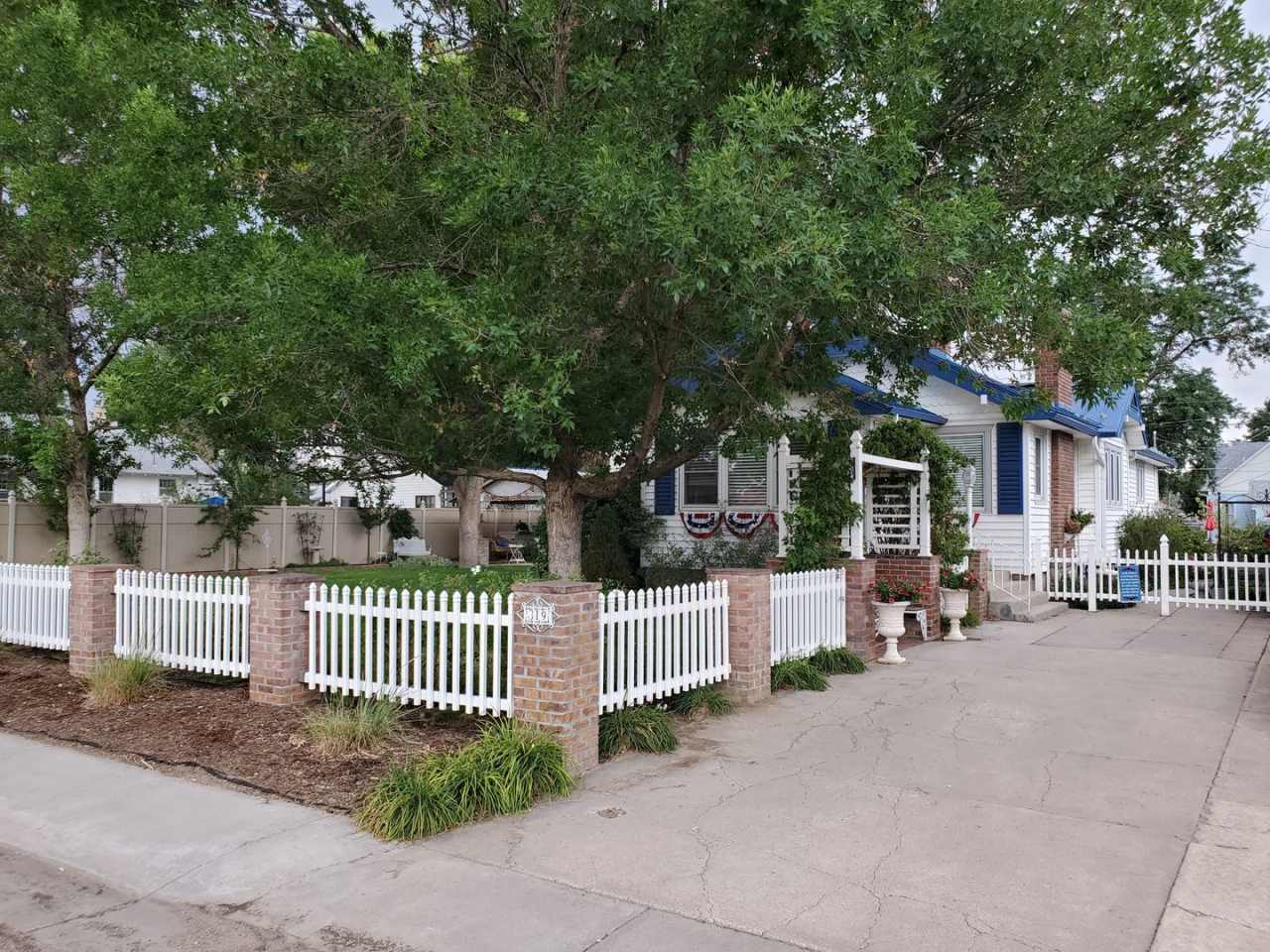 Cute, Quiet and Renovated One Bedroom Finished Basement in Eaton