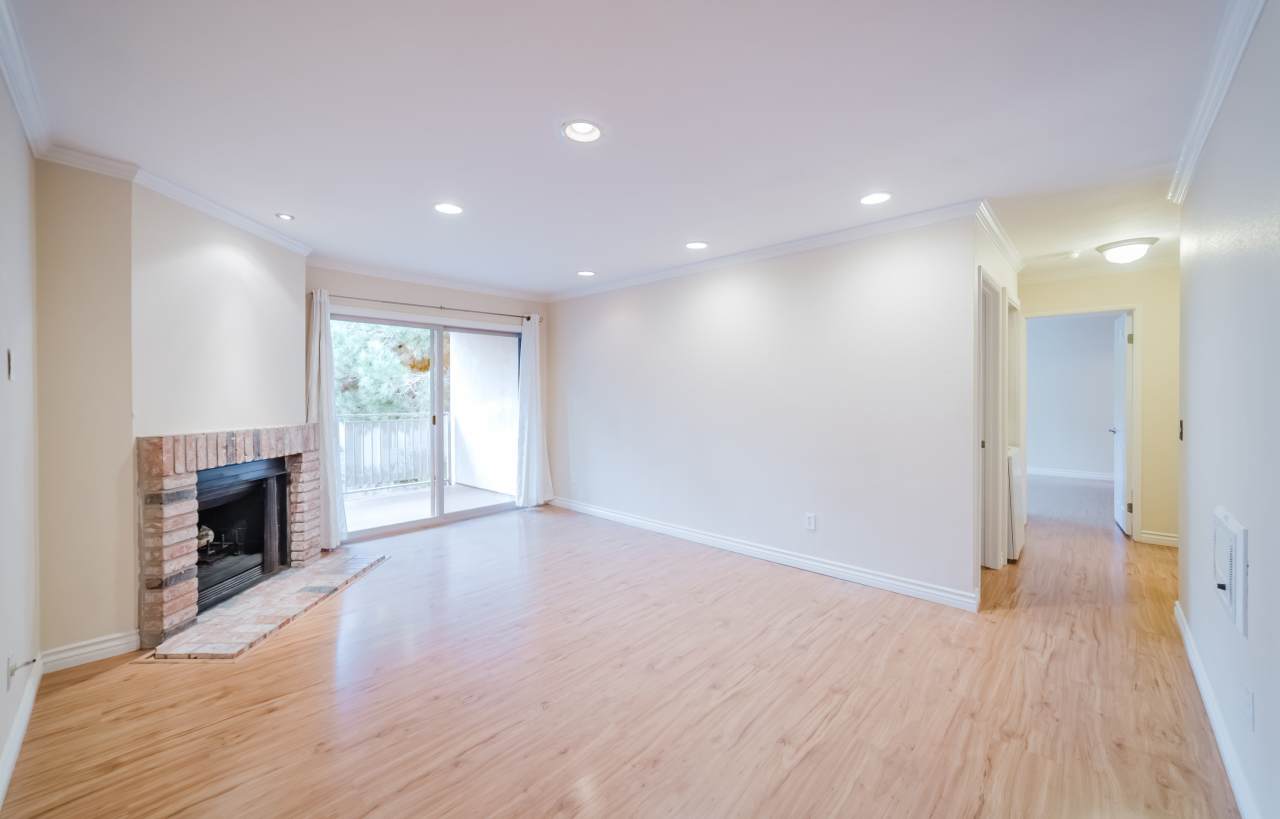 1760 El Camino Real#207