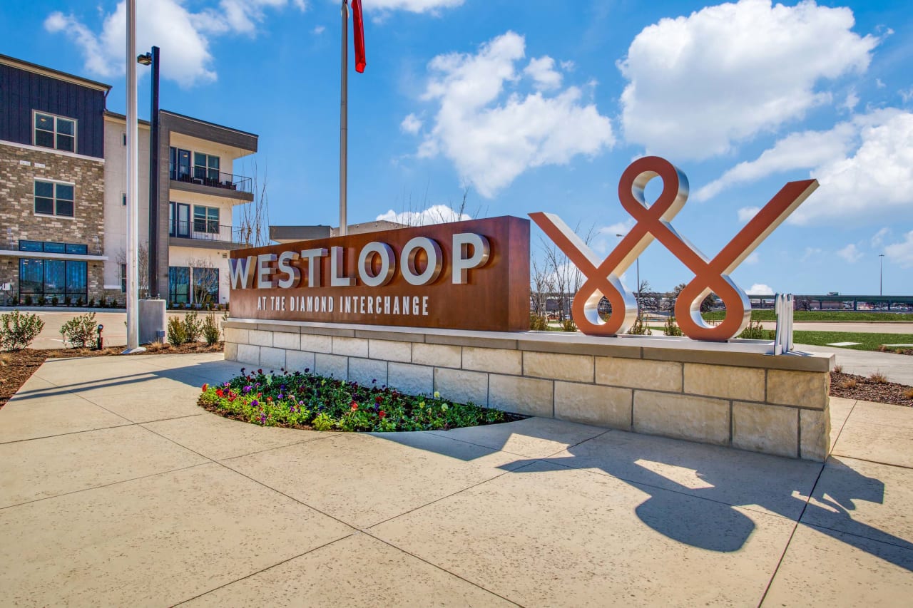 Westloop at the Diamond Interchange