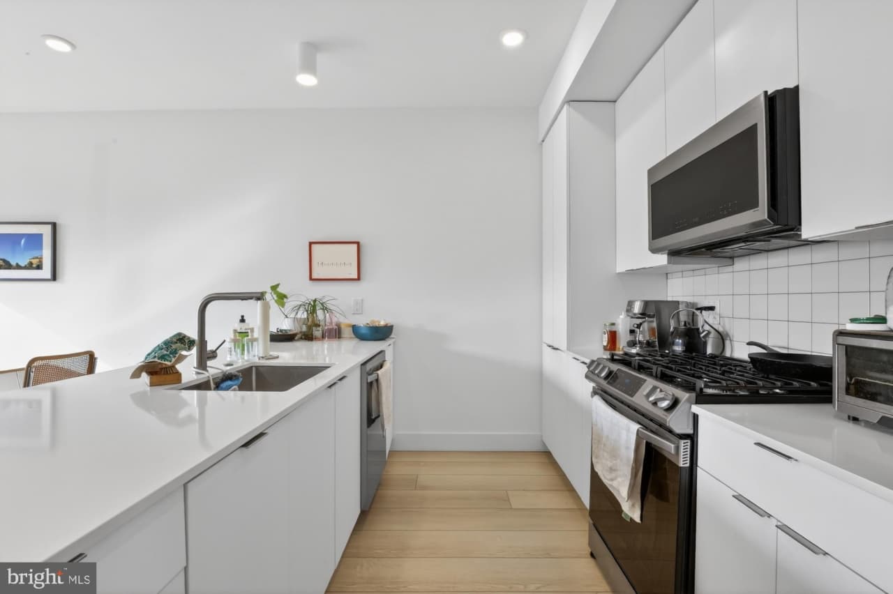 2007 CAMBRIDGE Street unit: 6