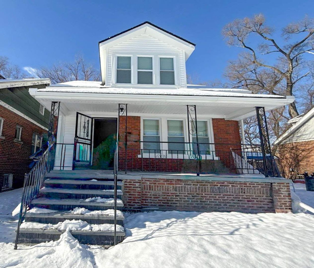 This beautifully updated 5-bedroom, 1-bath single-family home is ready for move-in!