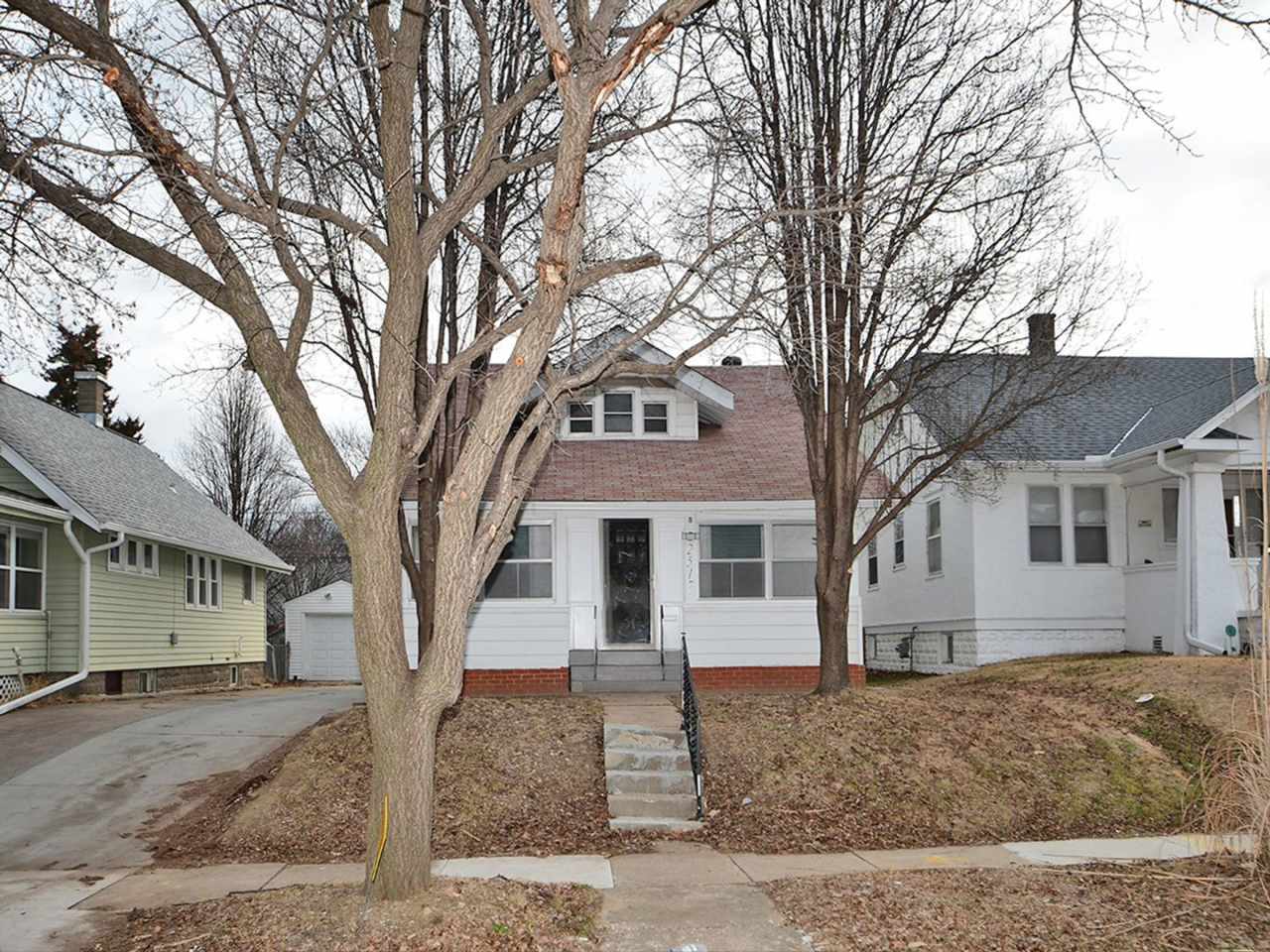 ✨ Beautifully Updated 3-Bedroom Home in Wearne Park ✨