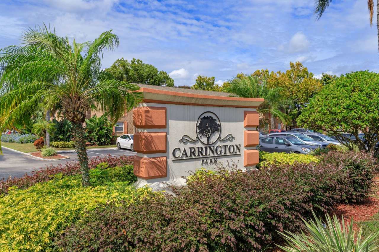 Stylish 1-Bedroom Studio in Carrington Park!