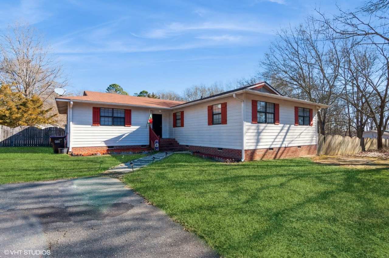 Long or Short term , NO HOA, fully furnished rental in SC!