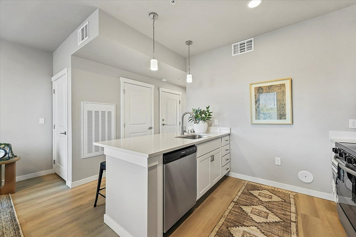 Franklin Loft Apartments