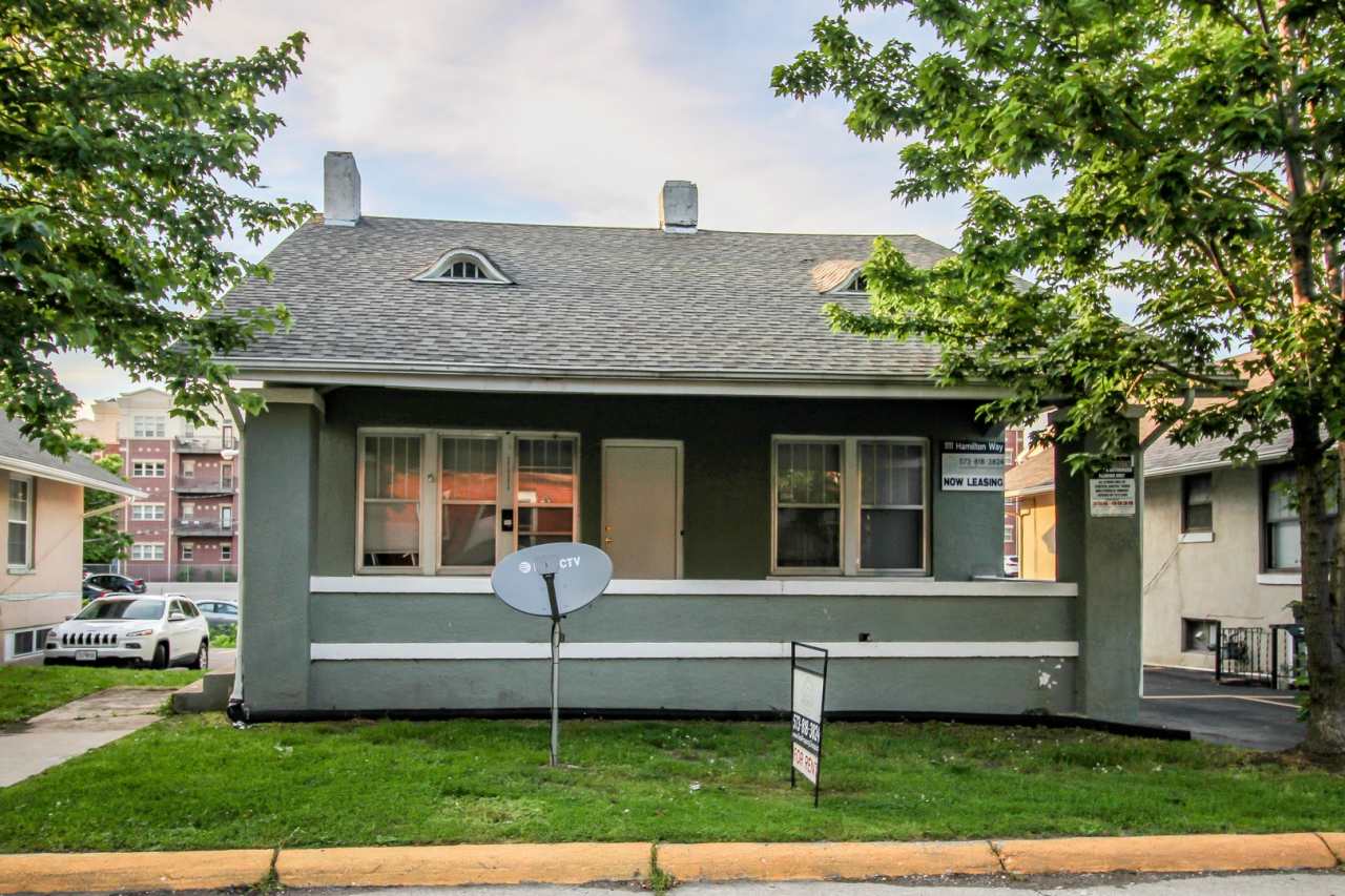 4bed/2bath House right Downtown!!