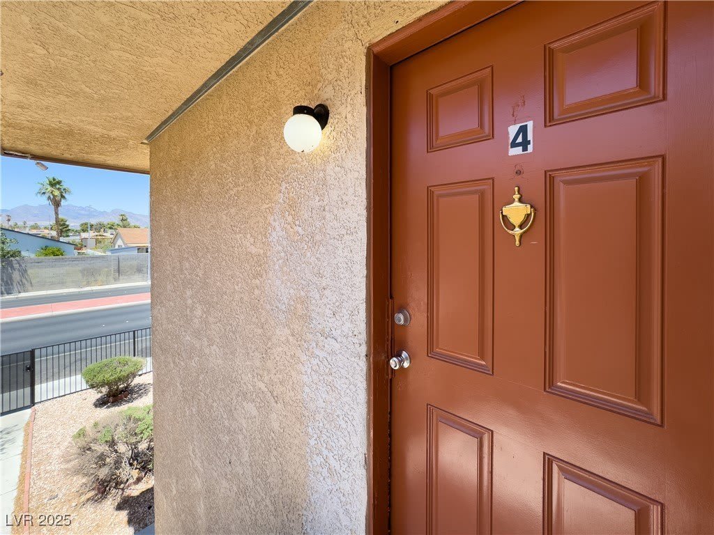 2217 N Jones Boulevard