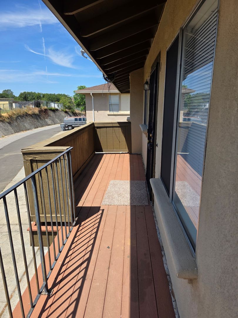 For Rent: 2 Bed, 1 Bath – 11590 Garnet Way #4, Auburn, CA 95602