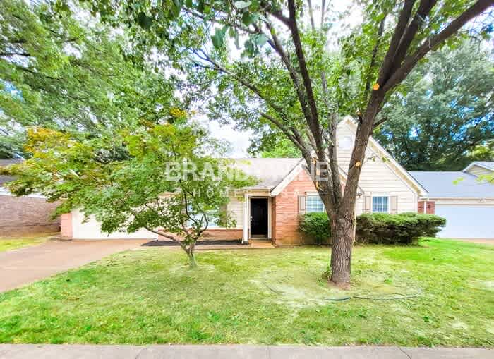 2556 Appling Crest Drive