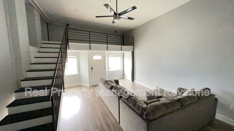 1245 Chartiers Avenue