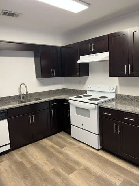 591 Bob Sikes Boulevard