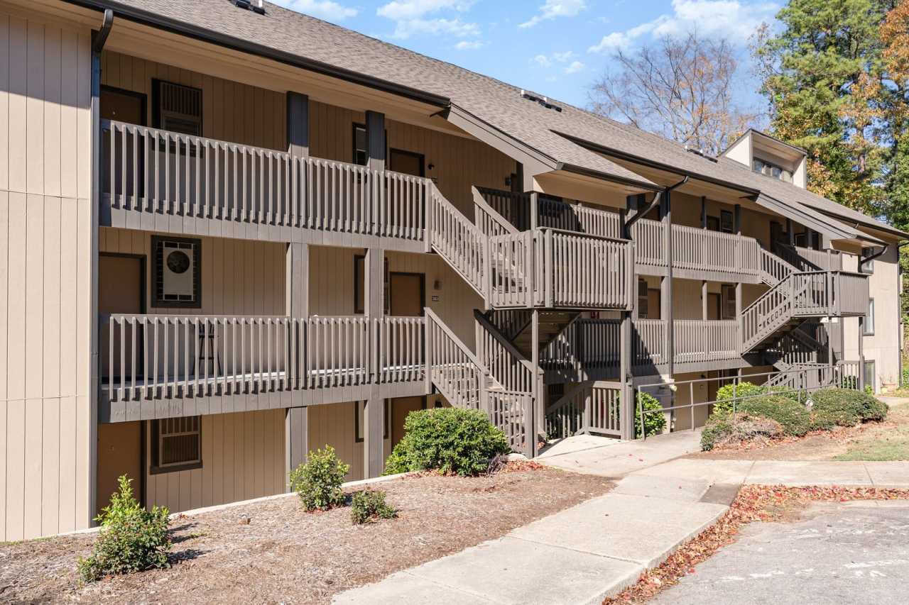 Studio Living in One of Raleigh’s Most Convenient Areas