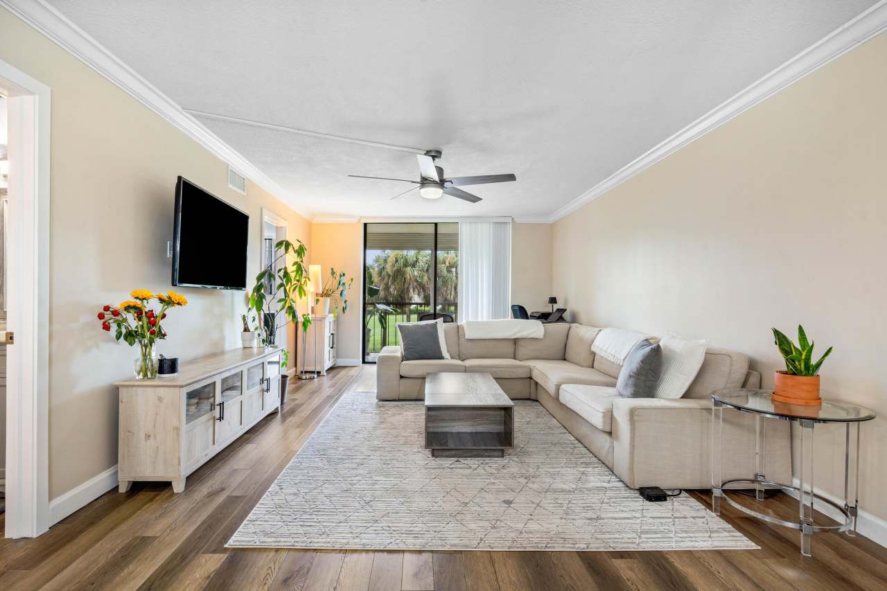 2420 Deer Creek Country Club Boulevard