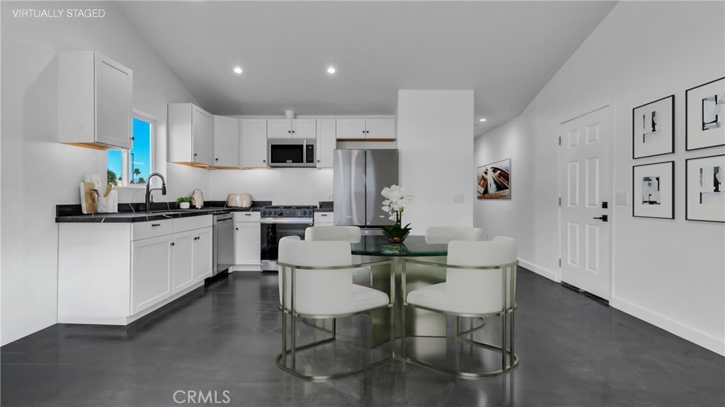 72753 Sierra Vista Drive