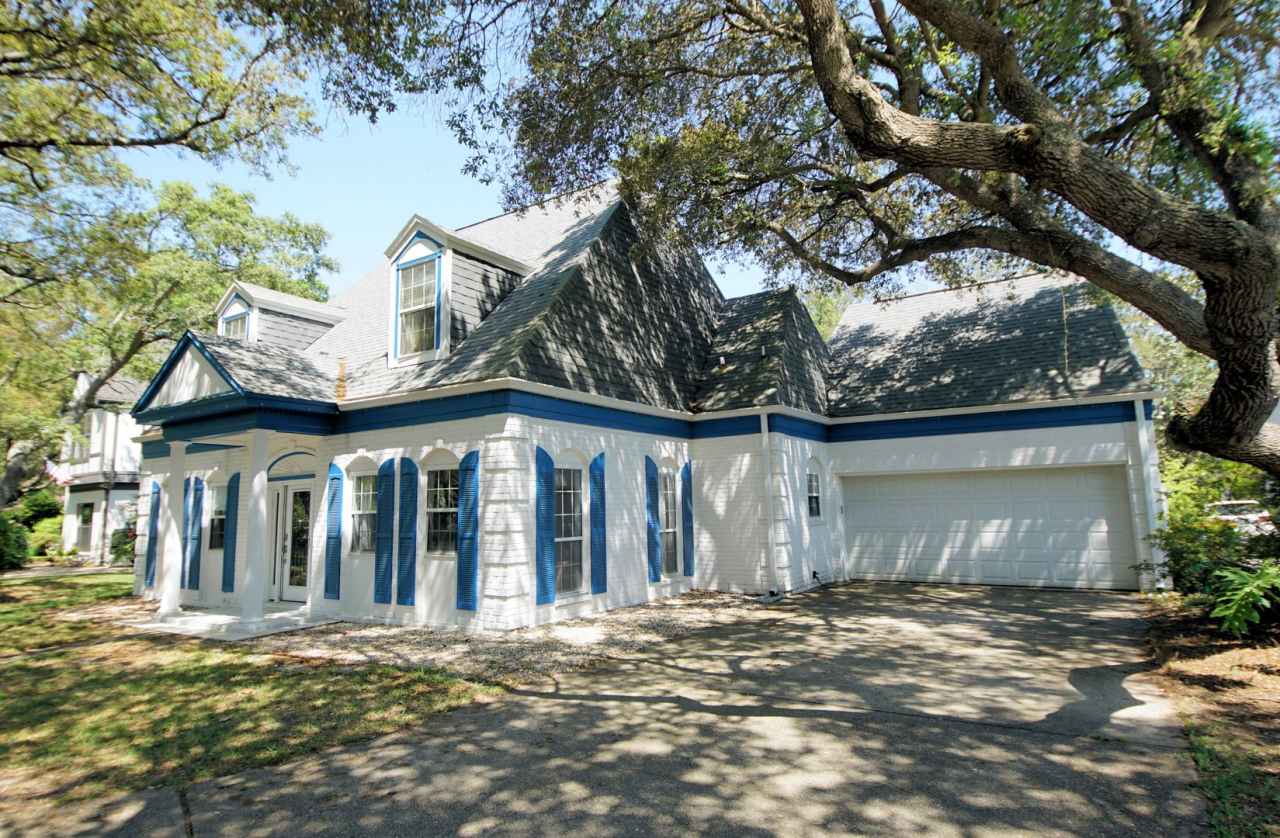 Executive Style home in Shalimar