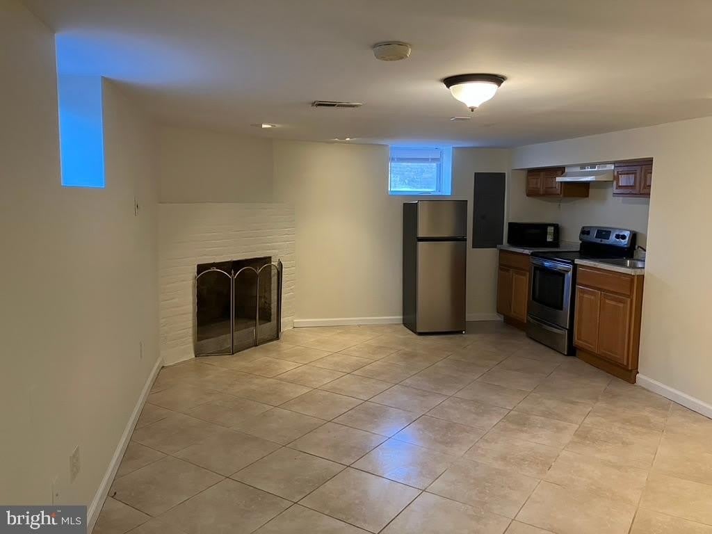 2516 5TH Street S unit: B