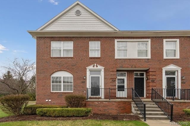 14351 VAUXHALL Drive