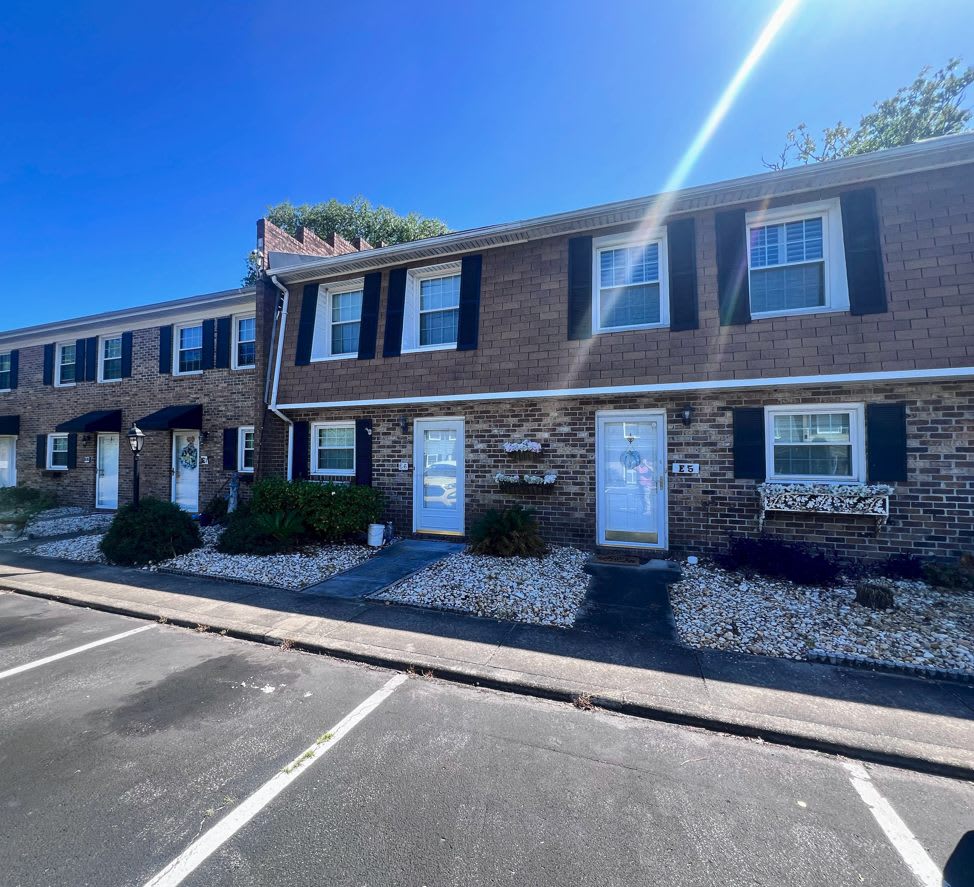 4505 N Kings Hwy, E-6