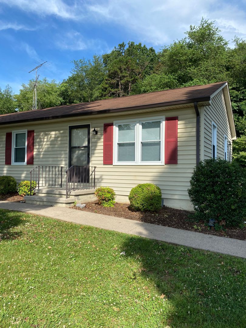 Nice Two Bedroom Apartment for Rent near BRCC