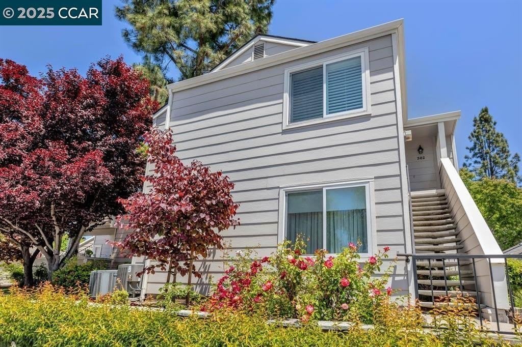 302 Norris Canyon Ter