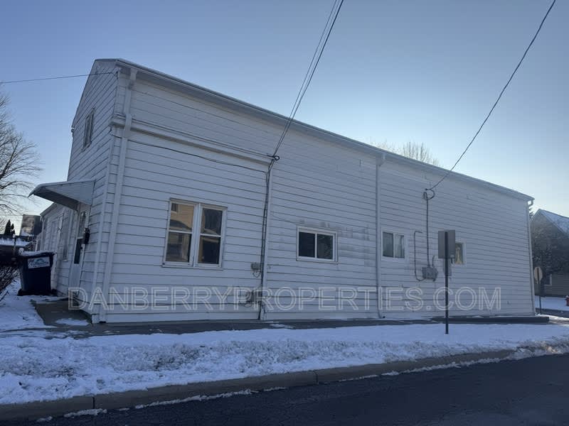 600 South Street - 600 ½ South St