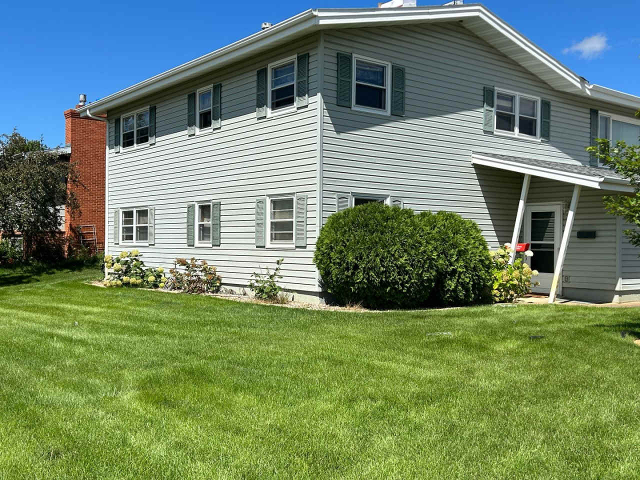 Large Single Family Home for Rent