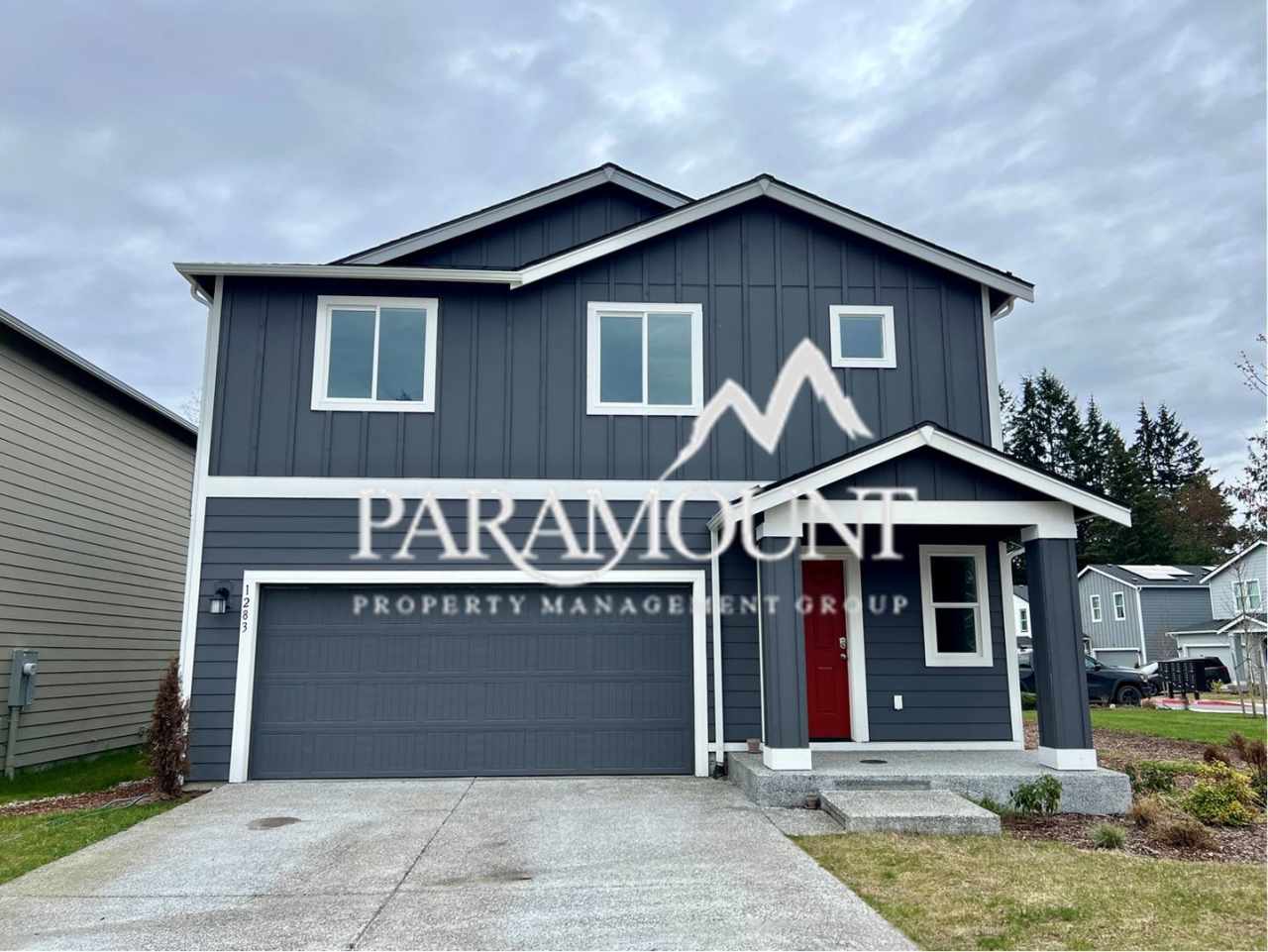 Gorgeous Newer Build 4 Bedroom Home!