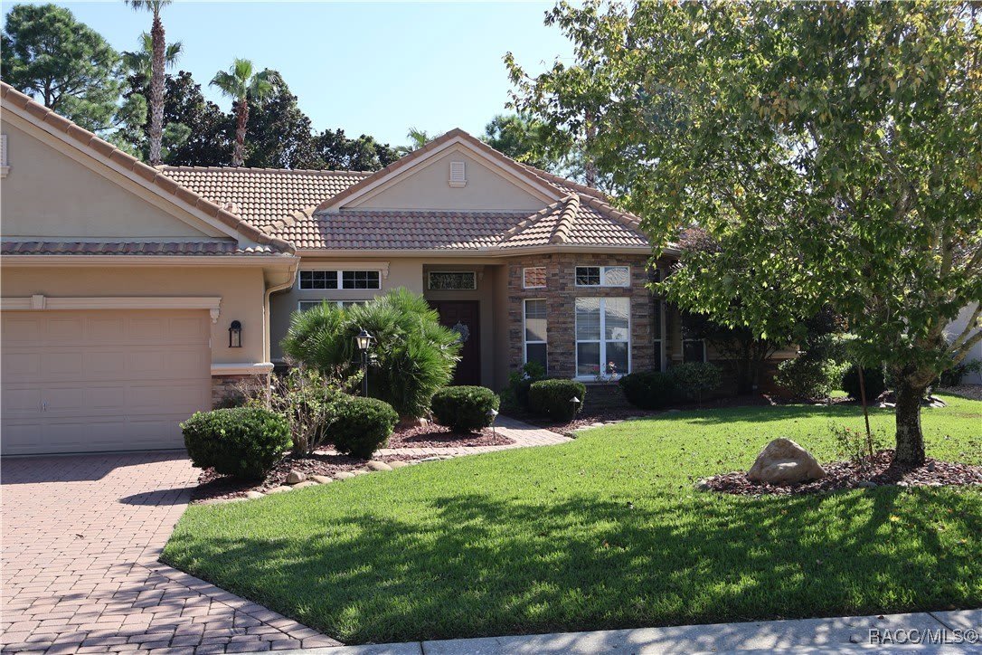 1847 N Eagle Chase Drive