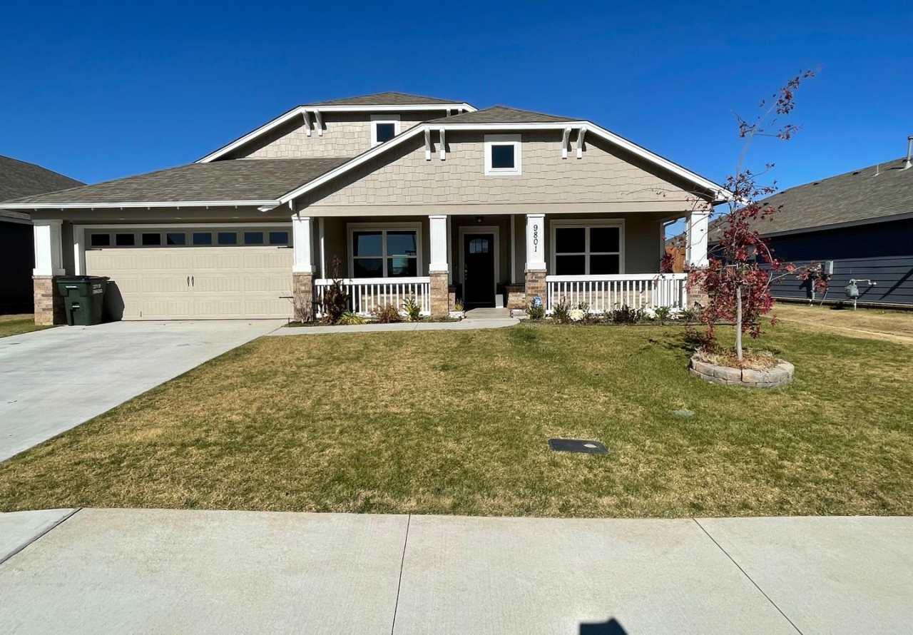 Spectacular 4 bedroom, 2 bath home in Owasso