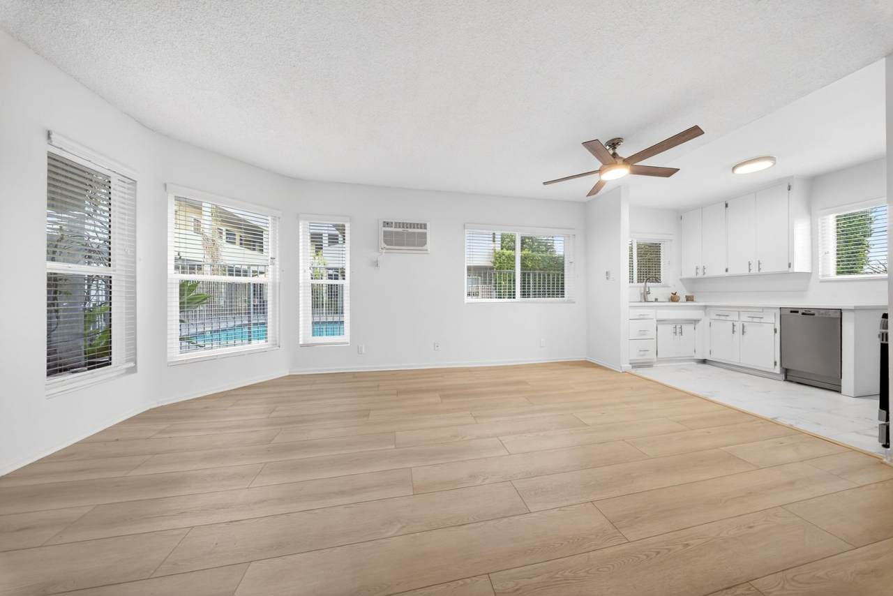 1815 N. Harvard Blvd.