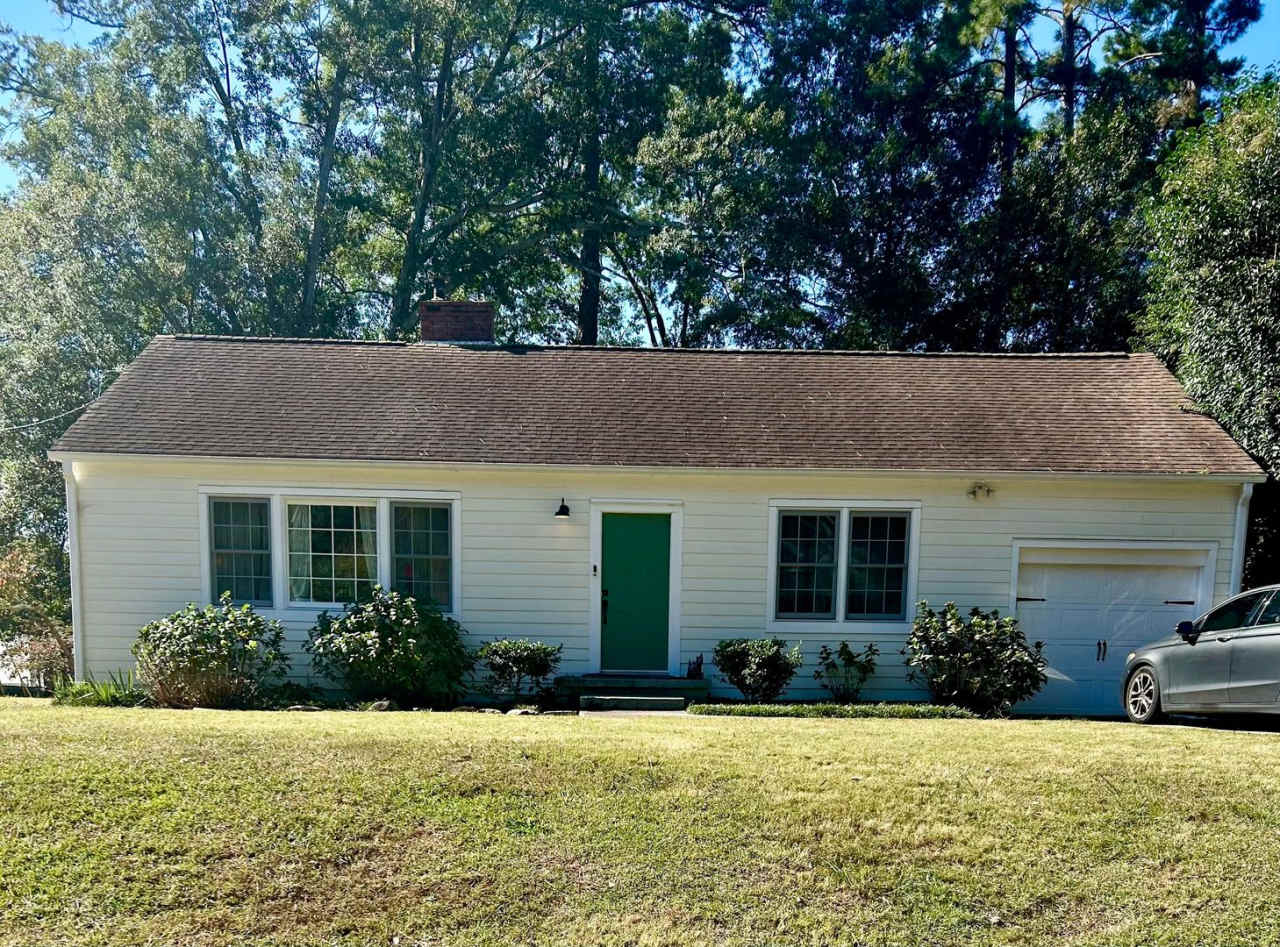 155 Windsor Ct - Available July 2026!