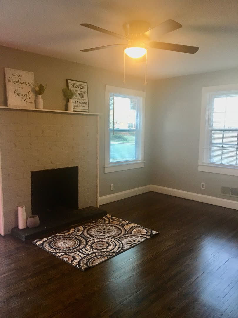 COMING SOON! 3 Bed House!!! Wooden floors!