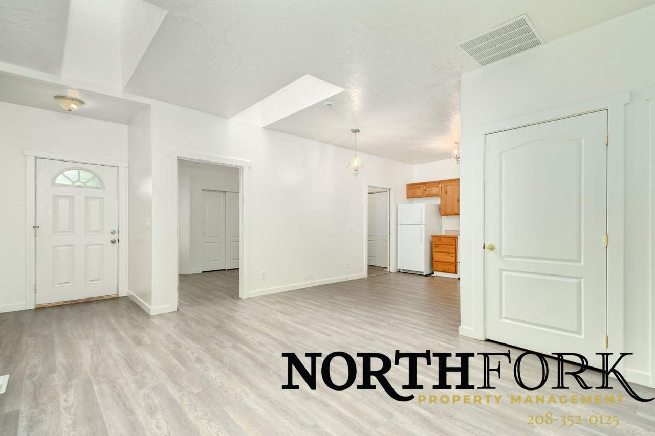 Charming 3-Bedroom Townhome in Prime Nampa Location