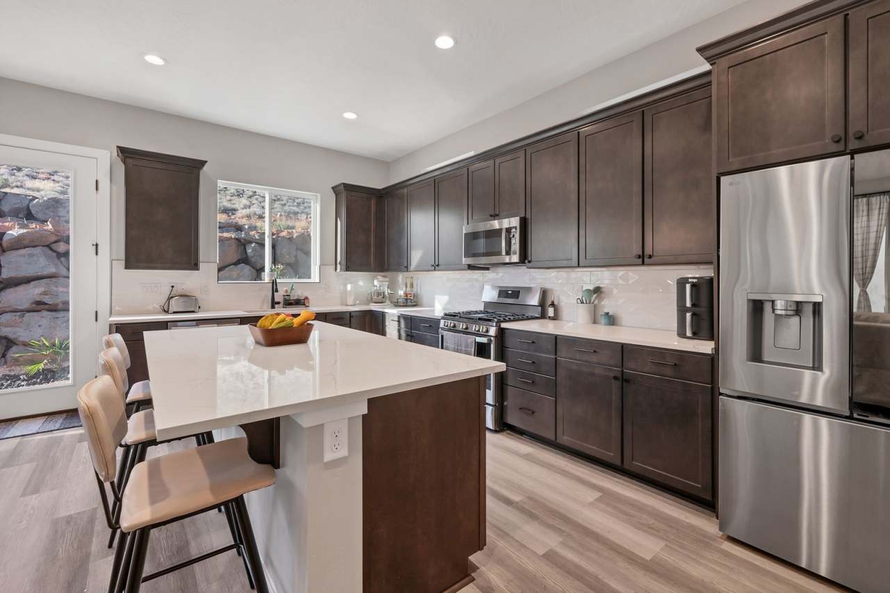 3 Bedroom Home, Located Near Hiking Trails!