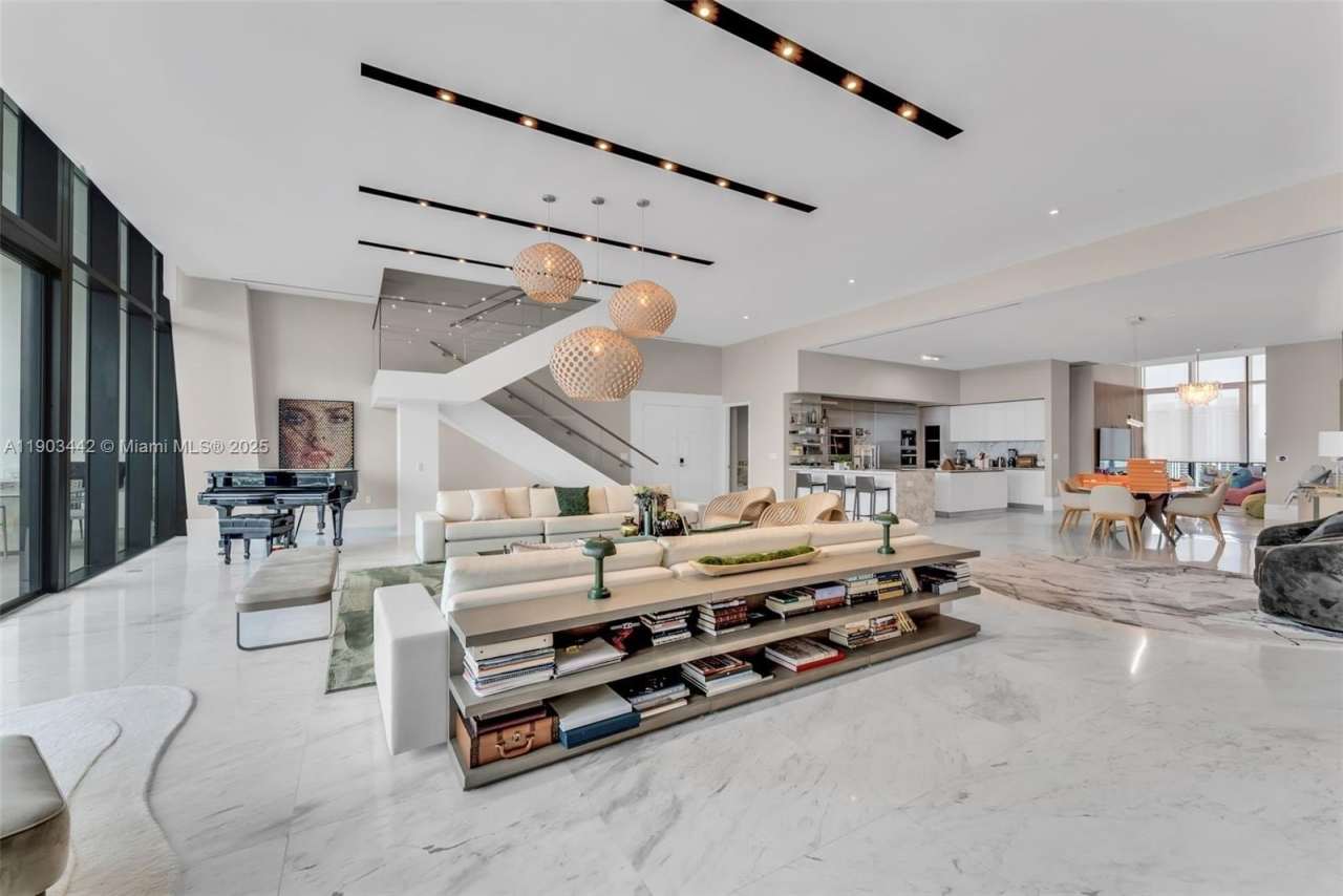 5500 Island Estates Dr